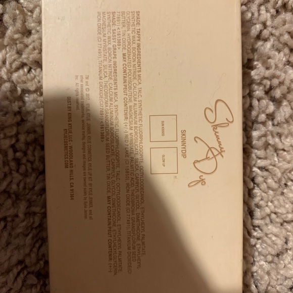 Contour and blush kit - Picture 3 of 3